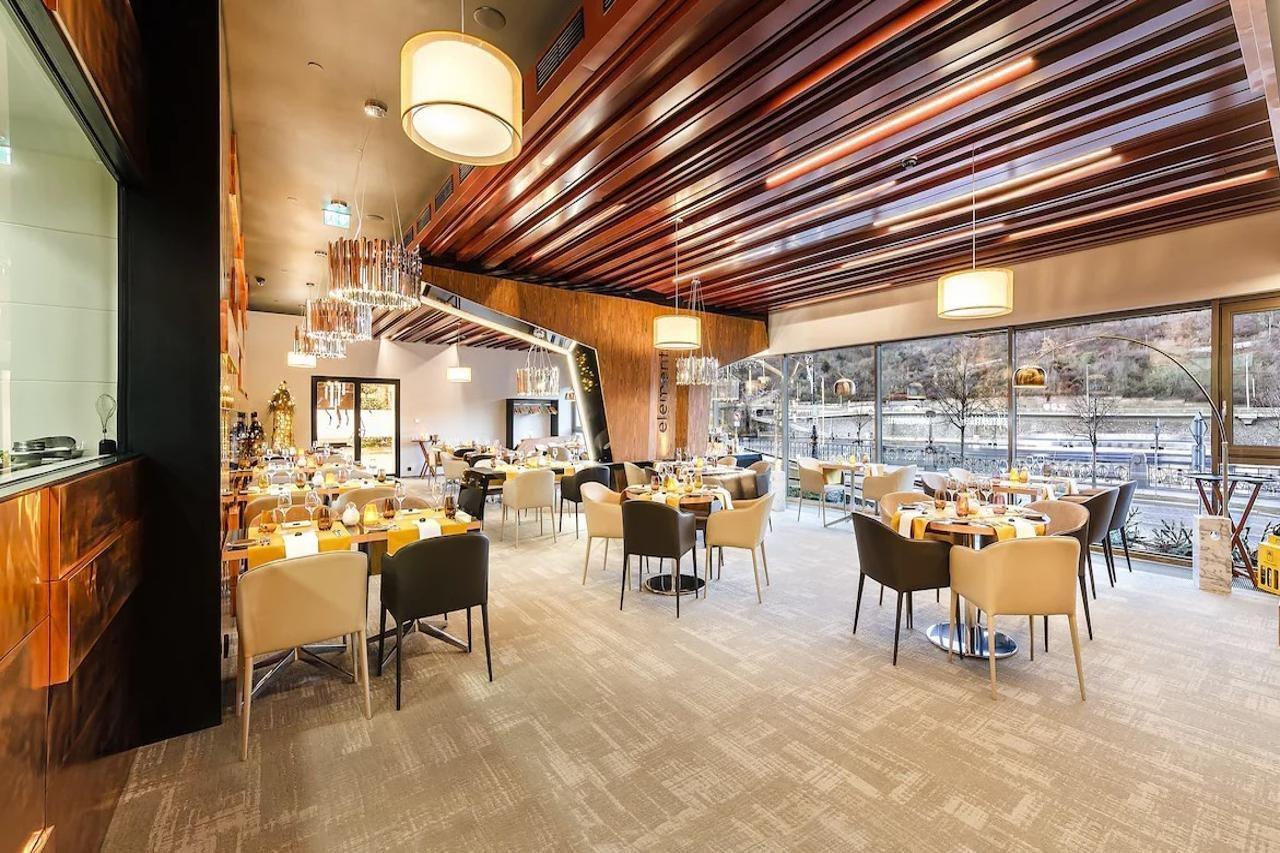 فندق ذا بريزيدنت براغ المظهر الخارجي الصورة The interior of the restaurant