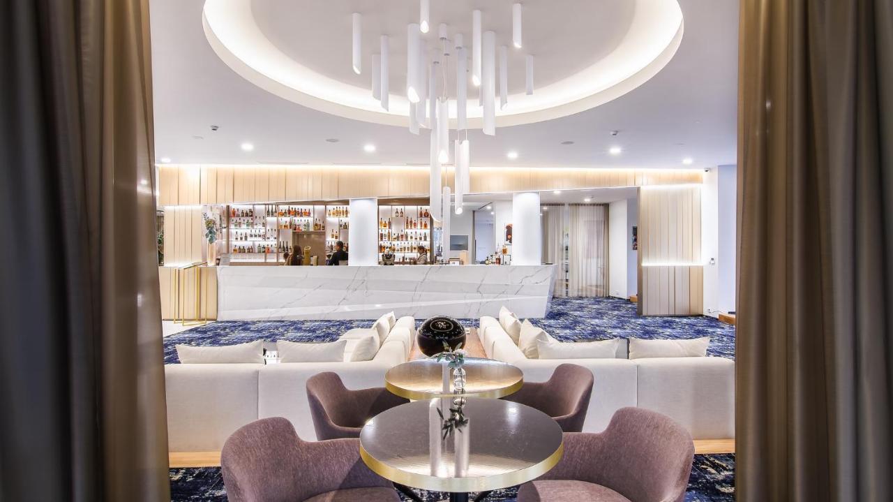 فندق ذا بريزيدنت براغ المظهر الخارجي الصورة The lounge at the airport